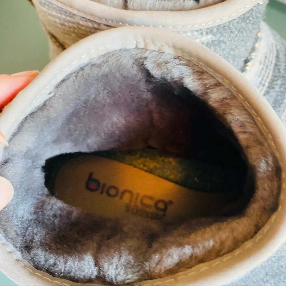 Bionica NWT Candia Shearling Boots in Grey Pattern 8.5